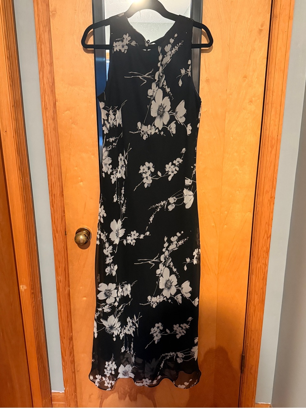 Vintage 90s Black & White Floral Chiffon Maxi Dress — Size 16